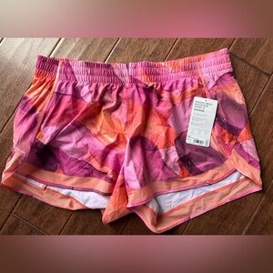 Athleta Printed Mesh Racer Run 4” Shorts XL NWT | Lightweight Performance Style